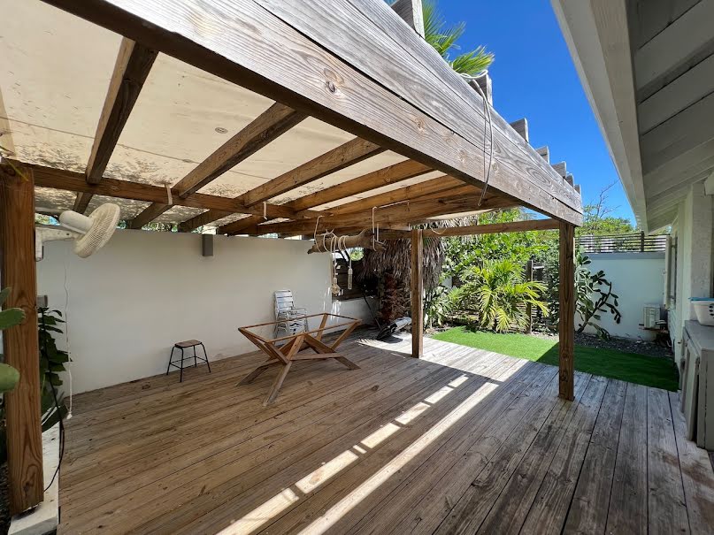 Vente maison 5 pièces 135 m² à Saint-Martin (97150), 700 000 €