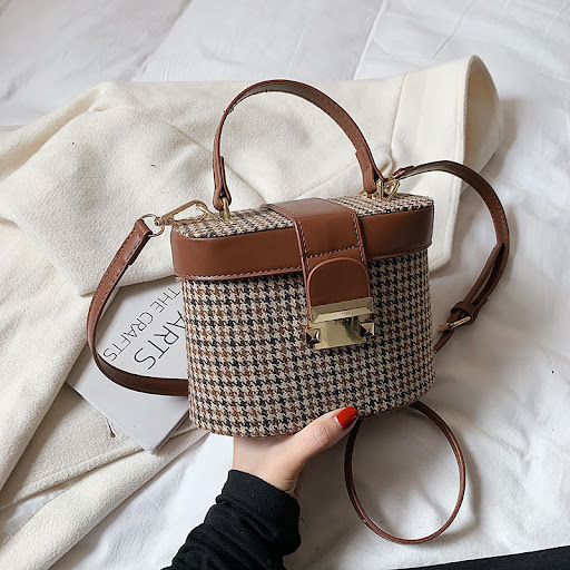 Title 3, Internet Celebrity Foreign Style Small Bag for ...