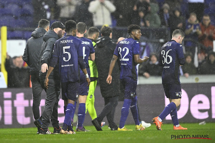 Pas de sentiments à Anderlecht : un joueur sur le départ relégué dans le noyau B