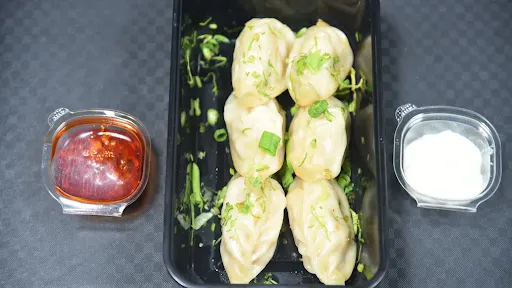 Chicken Steamed Momos [6 Pieces]