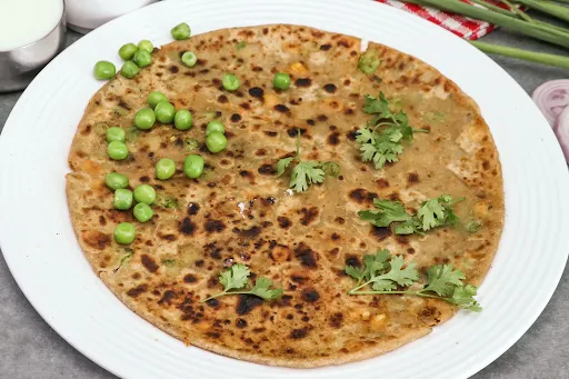 Aloo Corn Paratha