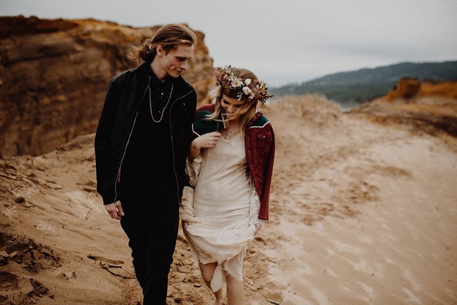 Wedding photographer Kyle Wilson (hinterlandstills). Photo of 3 April 2019