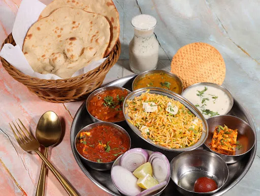 Deluxe Veg Thali