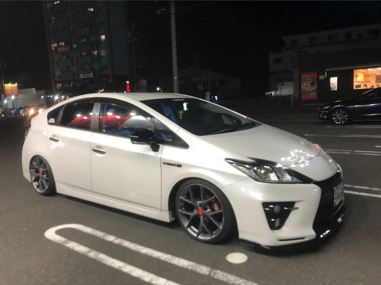 プリウスのチームT.P.F・puriten familyいつもありがとう😊👍・team G's TOYOTA specialist・LOWBRID.des・go_to_puriten_fes2021に関するカスタム事例の投稿画像18枚目