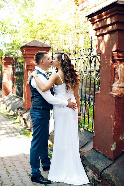 Fotografo di matrimoni Lesya Frolenkova (lesyafos). Foto del 22 agosto 2017