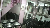 Style In Beauty Parlour photo 2