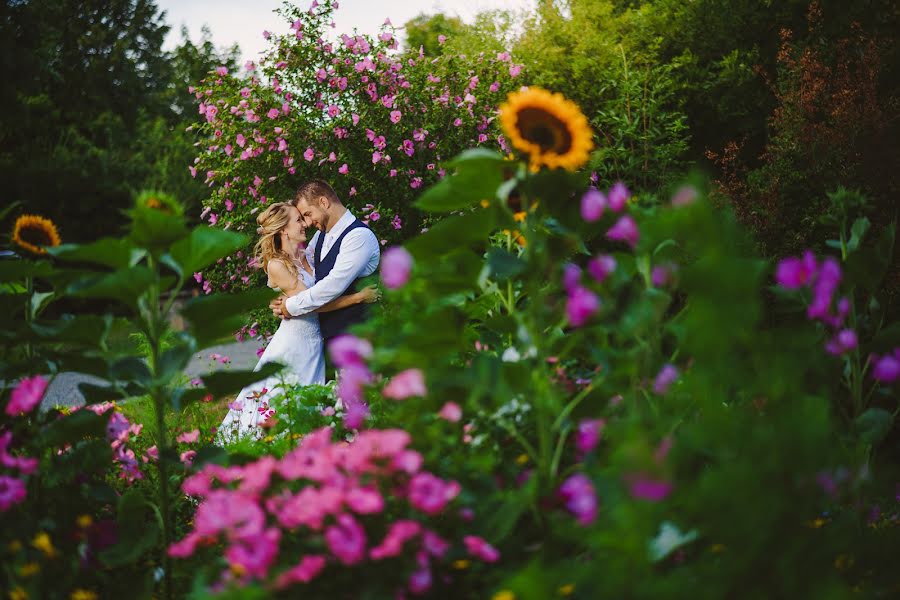 Wedding photographer Tamás Somosi (somansky). Photo of 30 March 2020