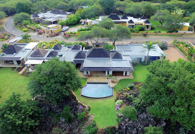 Villa avec piscine et jardin 5