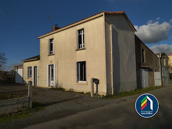 maison à Saint-Martin-des-Noyers (85)