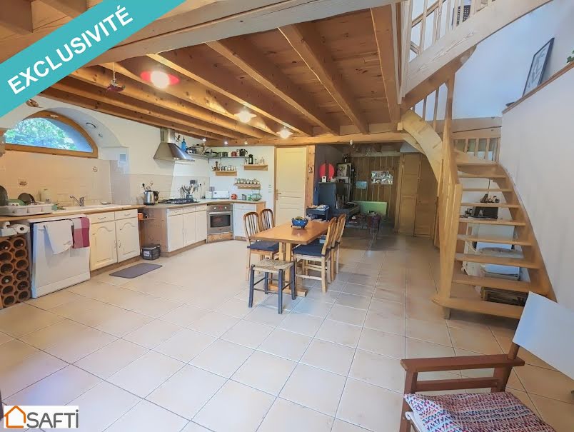 Vente maison 5 pièces 135 m² à Voiron (38500), 250 000 €