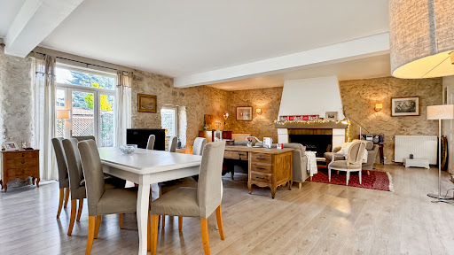 House with garden and terrace 4