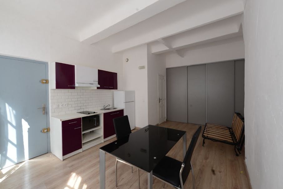 Location meublée appartement 1 pièce 22 m² à Grasse (06130), 510 €