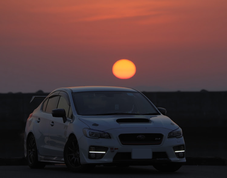 WRX S4の鈴鹿ツインサーキット体験走行・鈴鹿ツインサーキット走行会・朝日とS4に関するカスタム事例の投稿画像29枚目