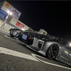 NISSAN GT-R R35