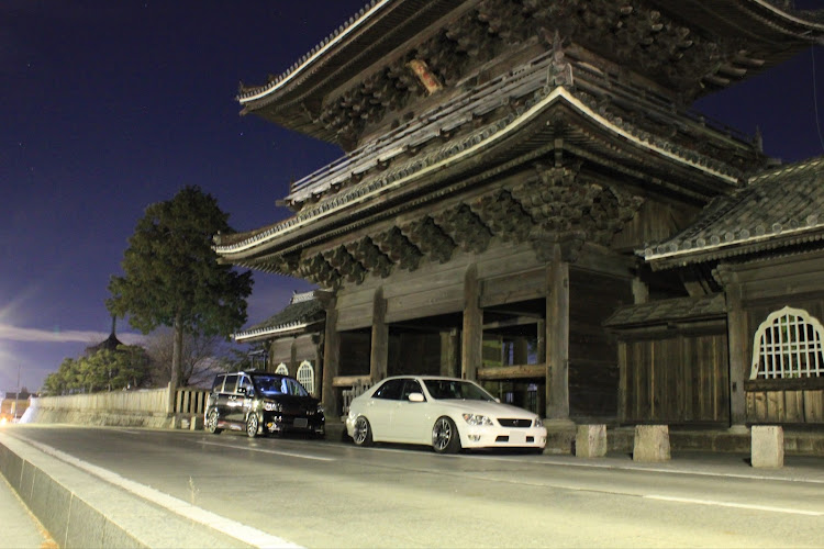ヴォクシーの夜勤はエエねぇ〜・コラボ写真館・職質撮影会・フォロワーさんありがとう！・タバコ屋さんに関するカスタム事例の投稿画像1枚目