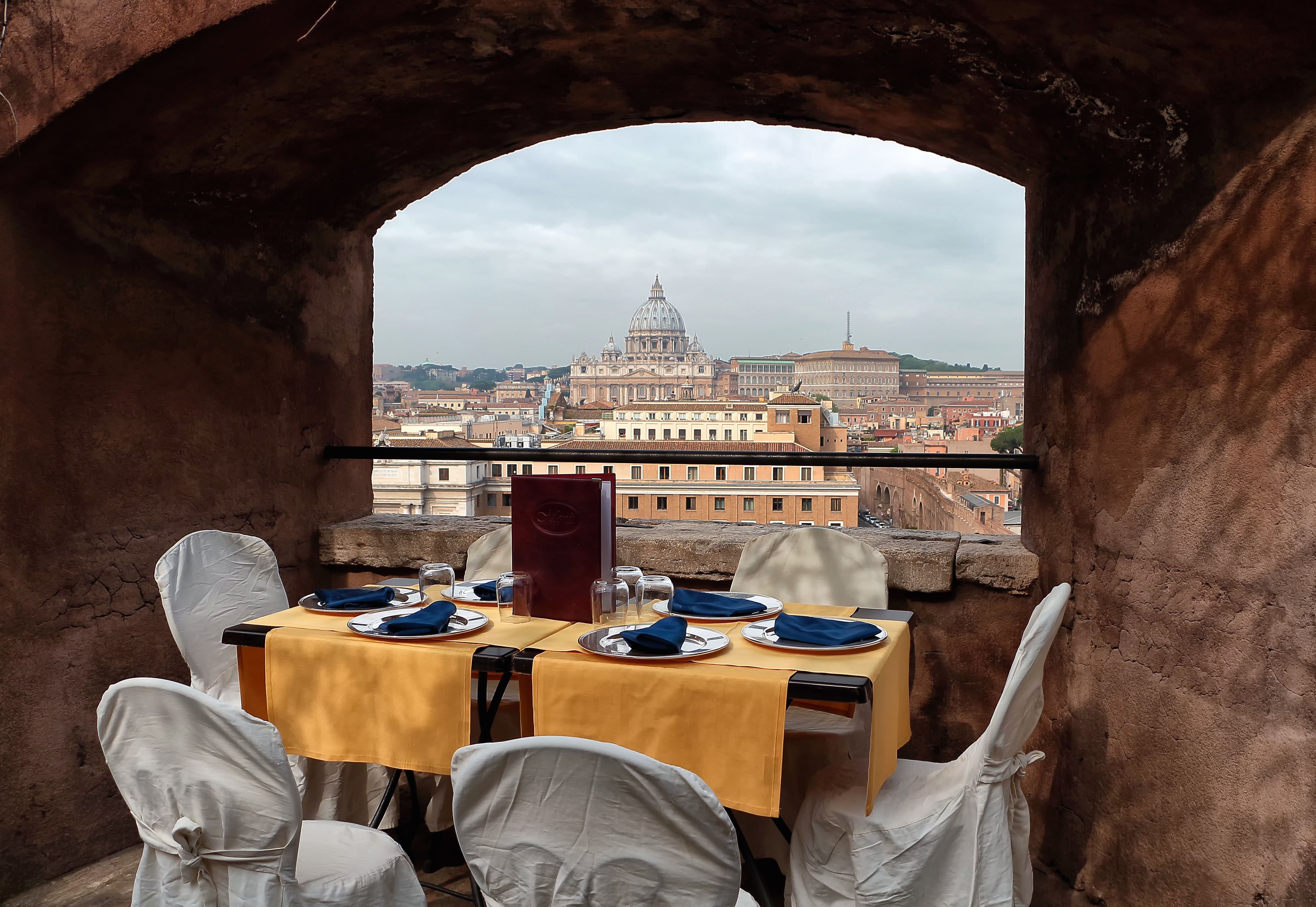 Menu con vista di romano