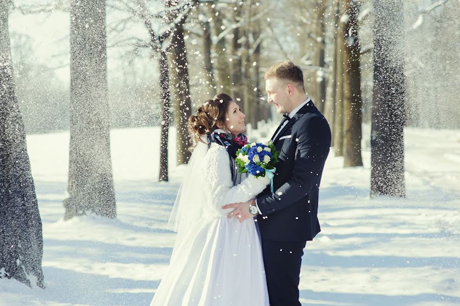 Fotógrafo de casamento Denis Gusev (denche). Foto de 28 de março 2017