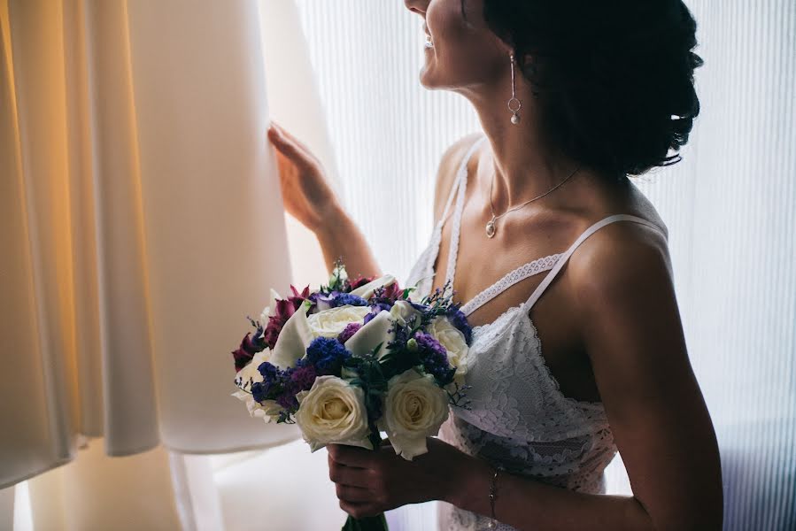 Fotógrafo de casamento Anastasiya Guseva (feelyou). Foto de 25 de julho 2018