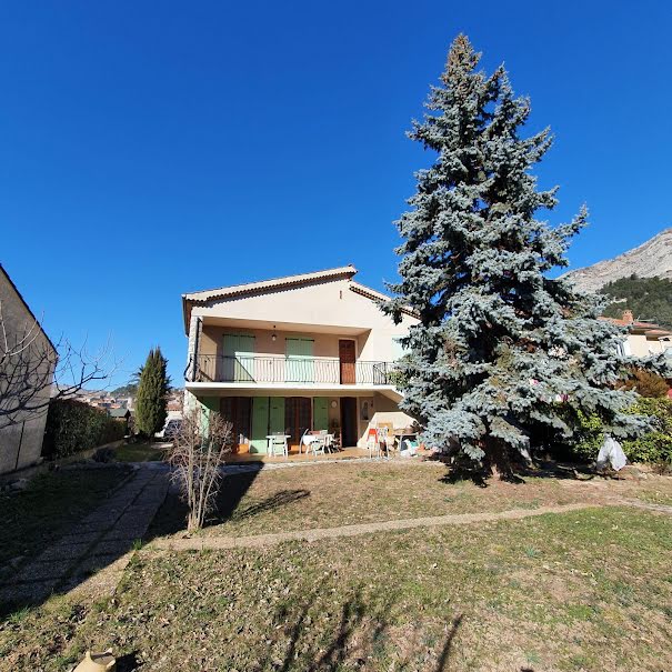 Vente maison 7 pièces 183 m² à Sisteron (04200), 343 000 €