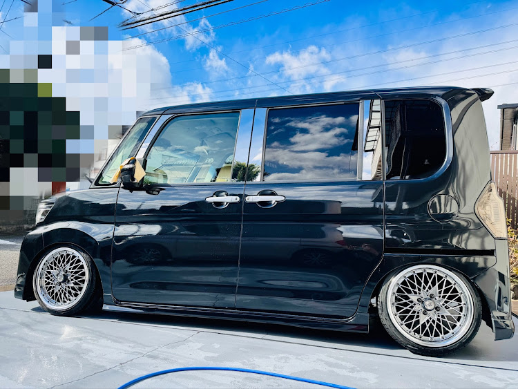 タントカスタムのSSRフォーミュラーメッシュ・タントカスタム・シンプル仕様・車好き女子に関するカスタム事例の投稿画像3枚目