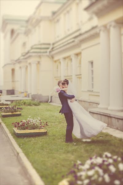 Fotografo di matrimoni Semen Svetlyy (semsvetliy). Foto del 16 agosto 2013