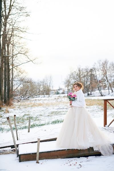 Fotografo di matrimoni Denis Tarasov (magicvideos). Foto del 16 settembre 2020