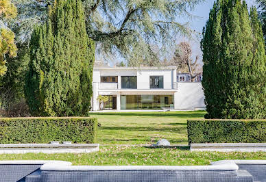 Maison avec piscine et terrasse 2