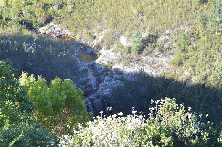 The necklace of waterfalls below Bloukrans Hut