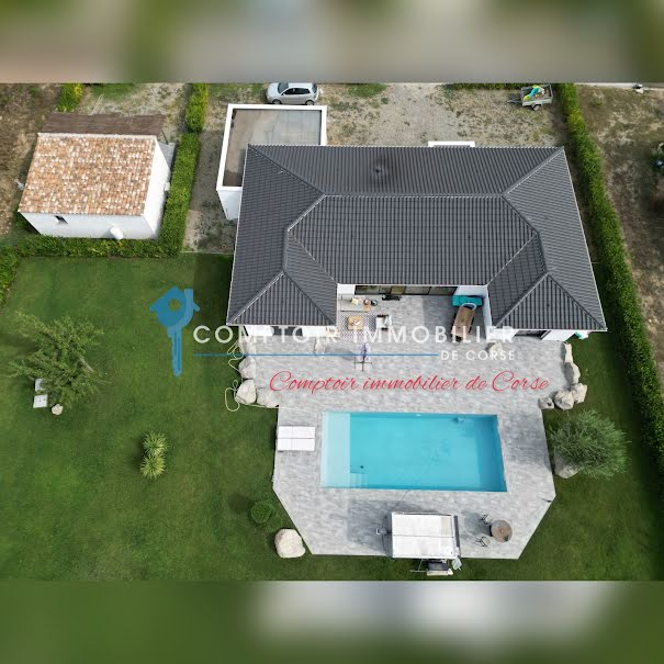 Vente villa 4 pièces 146 m² à Ghisonaccia (20240), 690 000 €