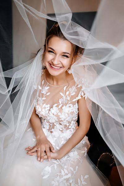 Wedding photographer Olya Bezhkova (bezhkova). Photo of 19 June 2018