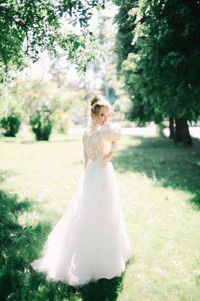 Wedding photographer Valeriya Solomatova (valeri19). Photo of 3 June 2018