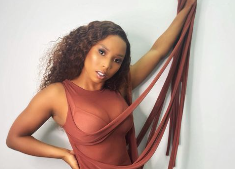 Wedding bells are ringing for singer Denise Zimba.