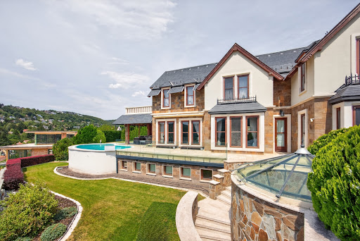 Modern villa with pool and garden in this luxury house for sale in Budapest ($2,530,404 - 578 m²)