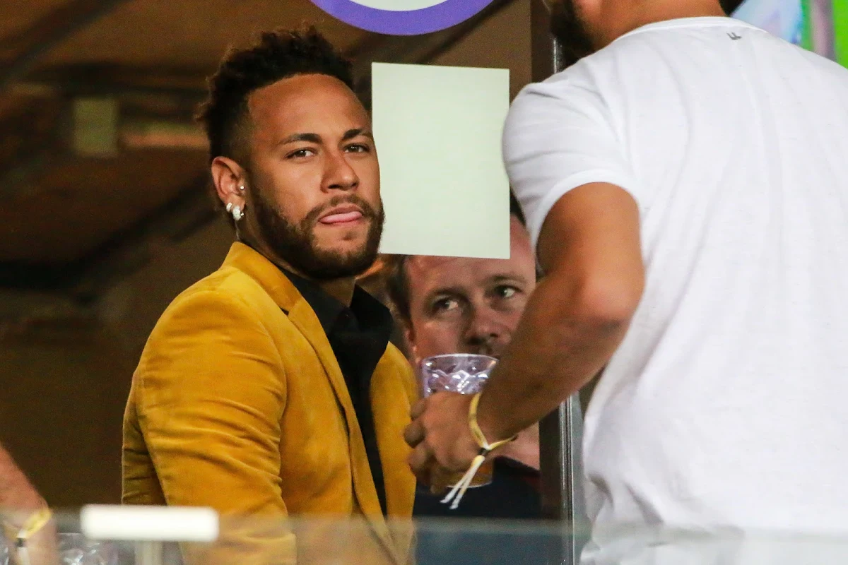 🎥 Entre Neymar et les supporters parisiens, la cassure semble profonde