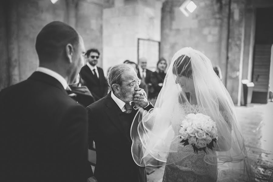 Wedding photographer Alfredo Urbano (urbano). Photo of 14 October 2019