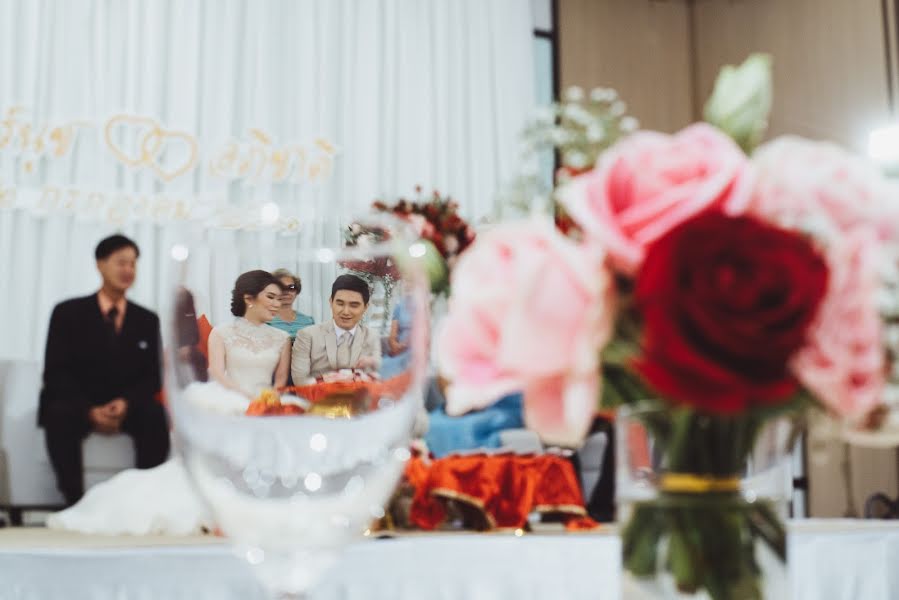 Fotografo di matrimoni Peerajit Peanpijit (peerajitphotogr). Foto del 30 luglio 2018