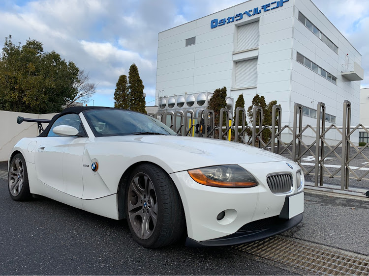 Z4 ロードスターの車高調整・RECARO・シート高さ・ローポジションに関するカスタム事例の投稿画像1枚目