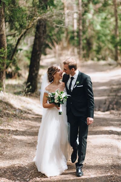 Fotógrafo de casamento Aleksandr Savchenko (savchenkosash). Foto de 2 de maio 2019