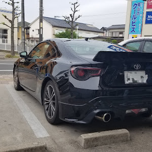 86