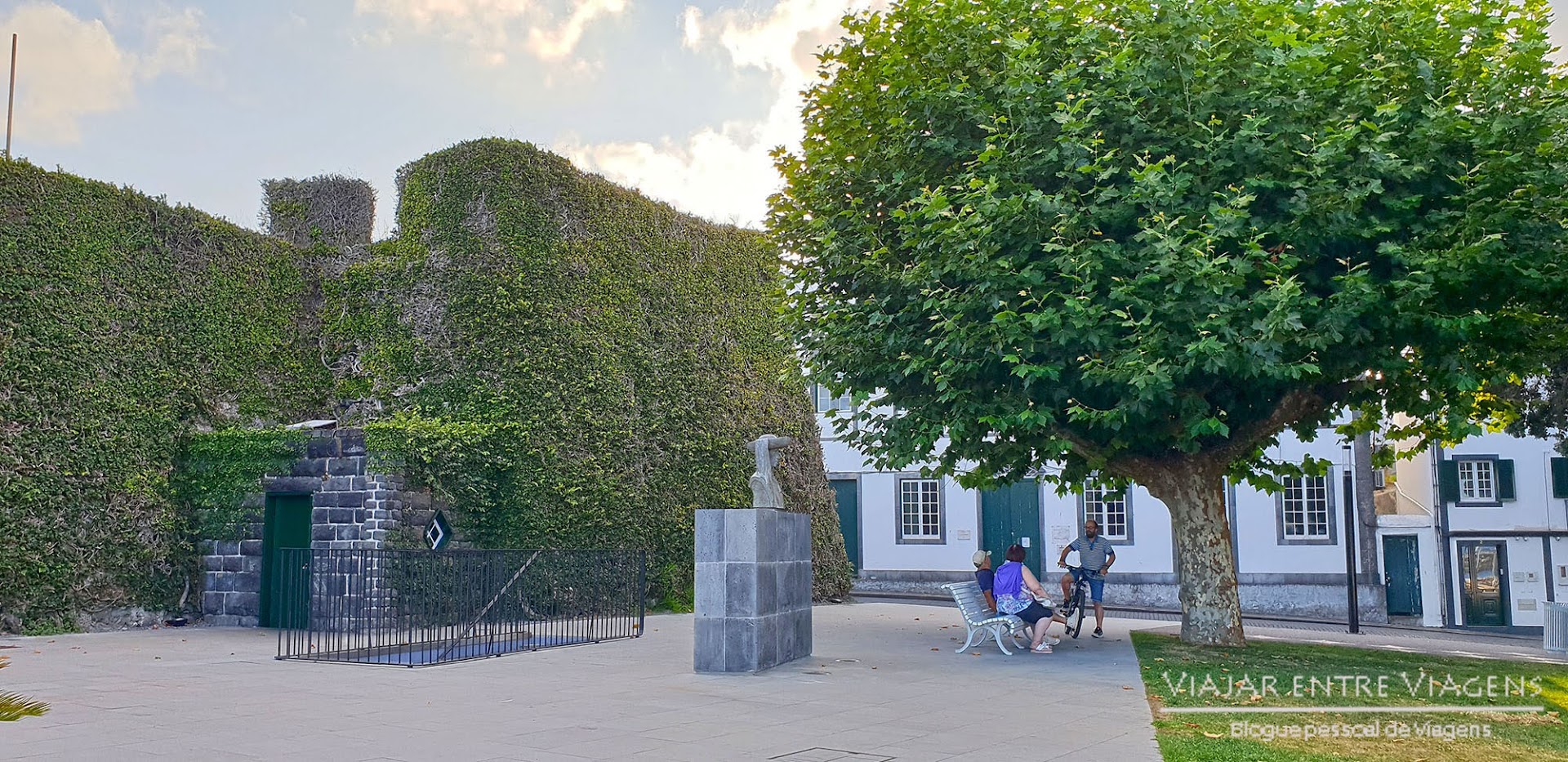 Visitar a ILHA DO FAIAL, o que ver e fazer num lugar que "não é na Terra nem na Lua" é nos Açores