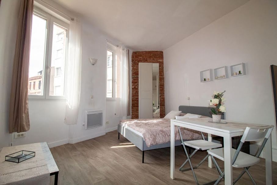 Location meublée appartement 1 pièce 21 m² à Toulouse (31000), 580 €