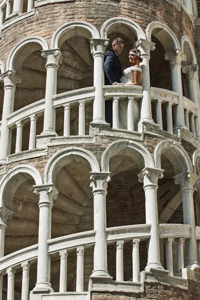 Fotografo di matrimoni Giuseppe Silvestrini (silvestrini). Foto del 17 agosto 2017