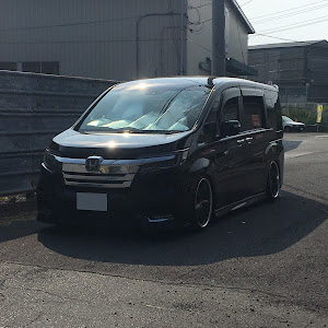 ステップワゴンスパーダ RP5