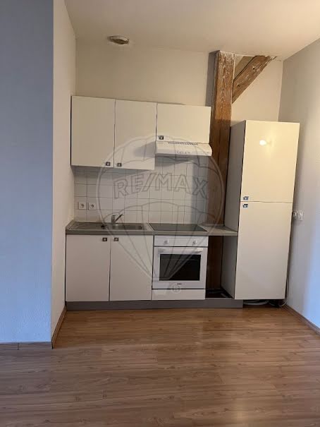 Location  appartement 3 pièces 92 m² à Saint-Remy (88480), 520 €