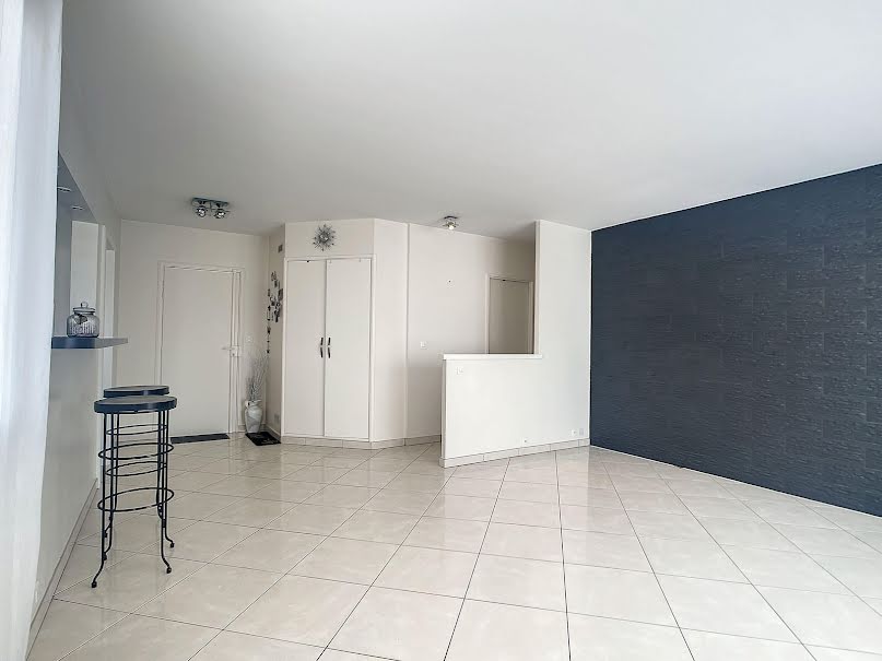 Vente appartement 3 pièces 65 m² à Ozoir-la-ferriere (77330), 215 000 €