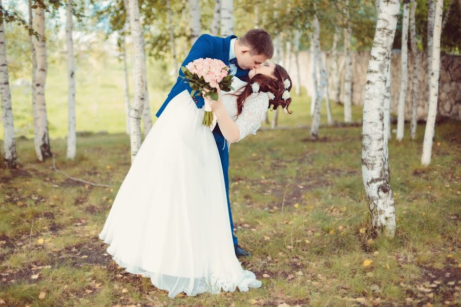 Wedding photographer Viktor Tikhomirov (tixxonn). Photo of 19 April 2017