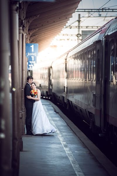 Fotógrafo de casamento Jan Vašulín (obrjen). Foto de 1 de março 2018