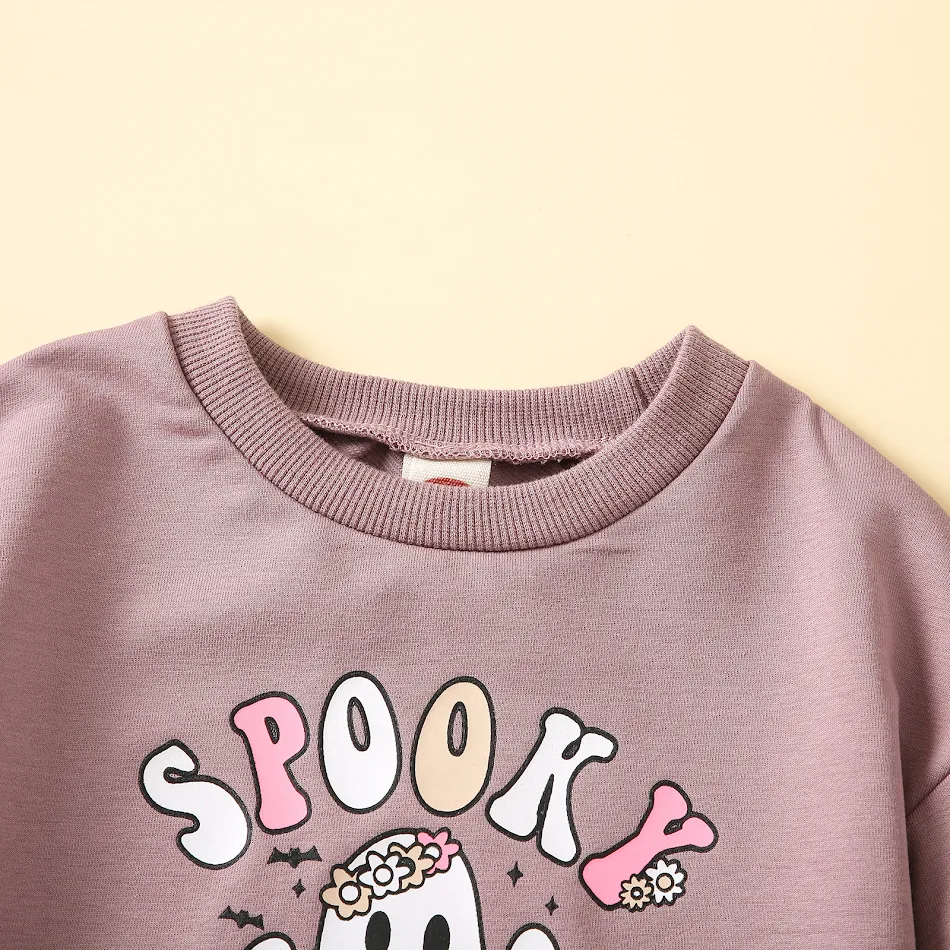 Halloween baby romper met letterprint, lange mouwen en ronde hals, driehoekig model, ideaal voor de feestdagen