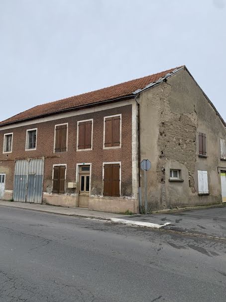 Vente maison 6 pièces 100 m² à Randan (63310), 63 000 €