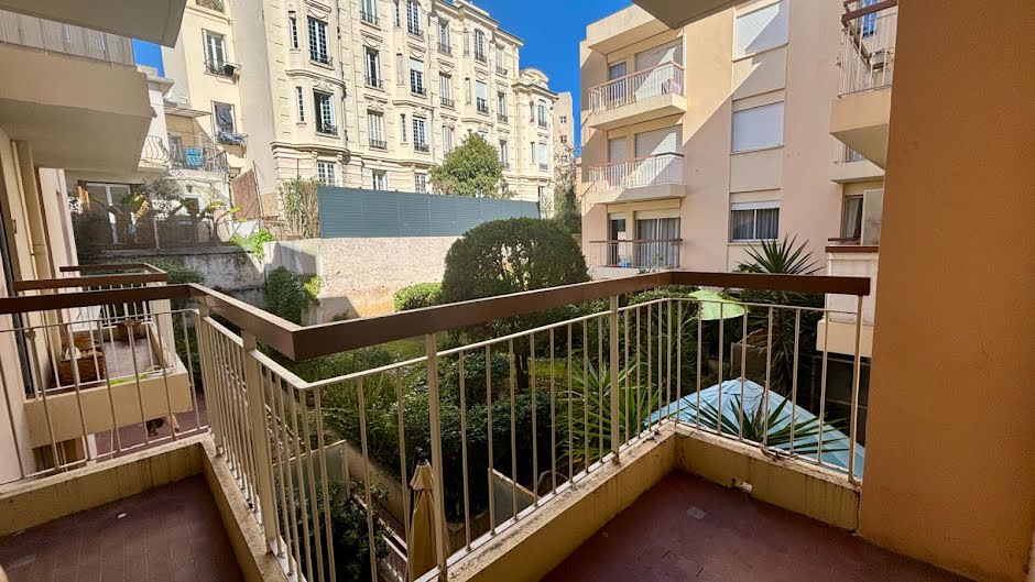 Vente appartement 2 pièces 56.09 m² à Nice (06000), 229 000 €